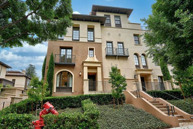 382 Green Street - Photo 1