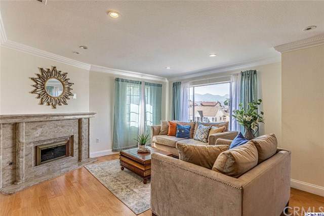 667 Alexander Street - Photo 1