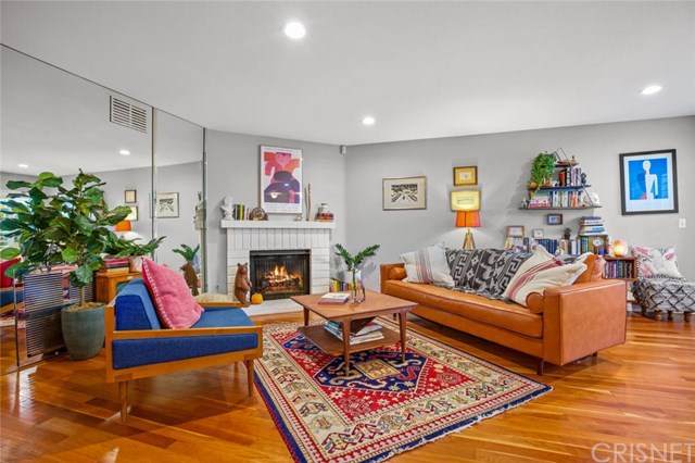 21500 Califa Street - Photo 1