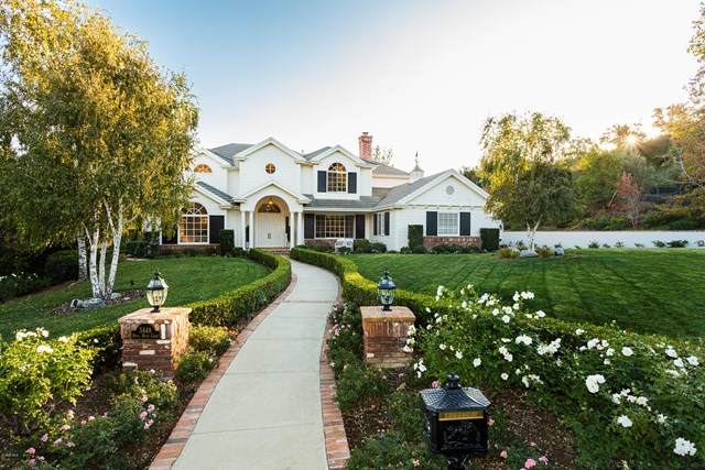 5448 Royal Ridge Court - Photo 1