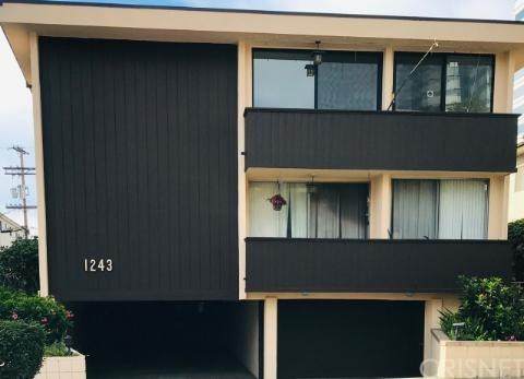 1243 Wellesley Avenue - Photo 1