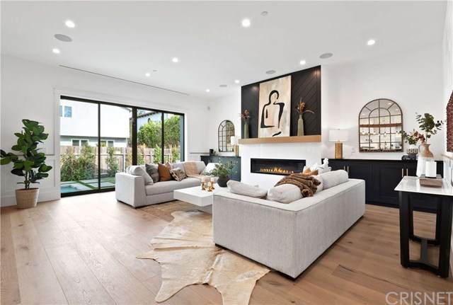 11565 Huston Street - Photo 1