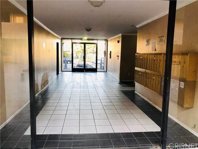 10901 Laurel Cyn Boulevard - Photo 1