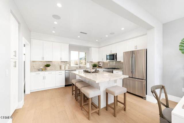 301 Rendar Lane - Photo 1