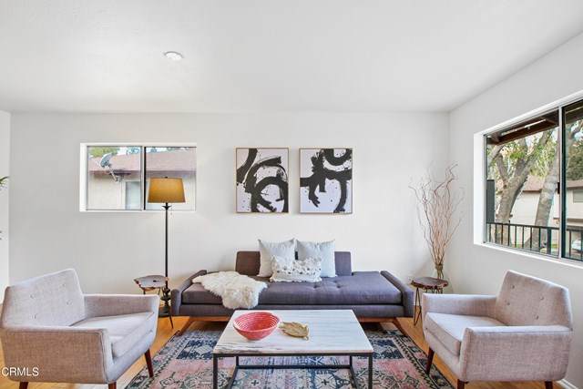 1105 Calle De La Luna - Photo 1