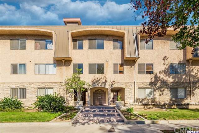 377 California Avenue - Photo 1