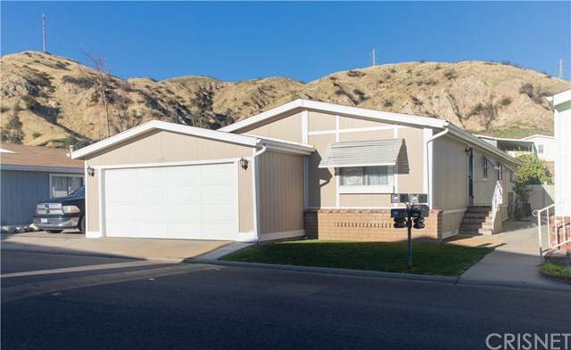 15455 Glenoaks - Photo 1