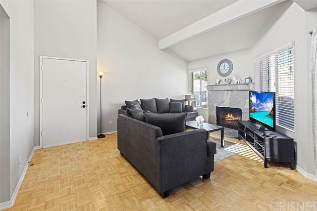 18408 Hatteras Street - Photo 1