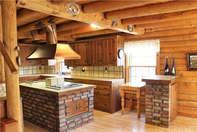 15921 Wildwood Drive - Photo 1