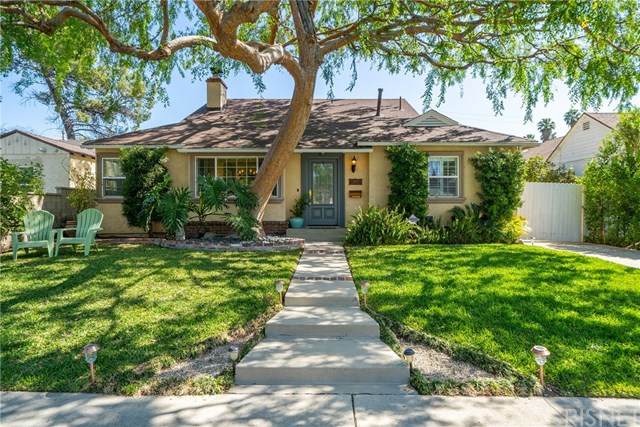 4526 Bakman Avenue - Photo 1