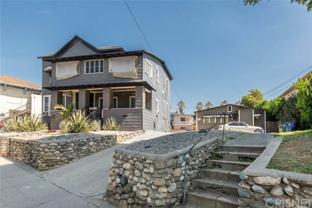 141 Avenue 57 - Photo 1