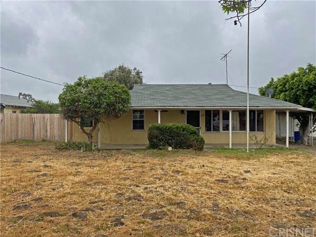928 Gladstone Street - Photo 1