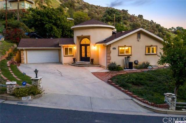 1790 Thurber Place - Photo 1