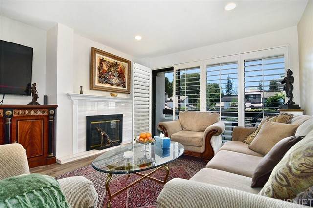 6275 Canoga Avenue - Photo 1
