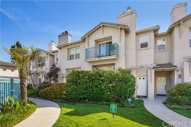 8009 Hannum Avenue - Photo 1