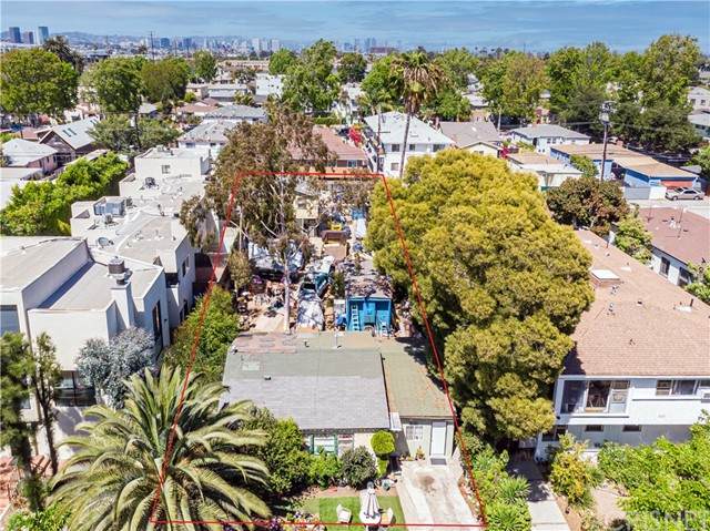1927 17th Street - Photo 1
