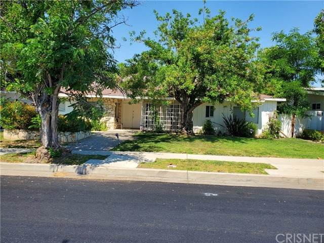 4734 Almidor Avenue - Photo 1
