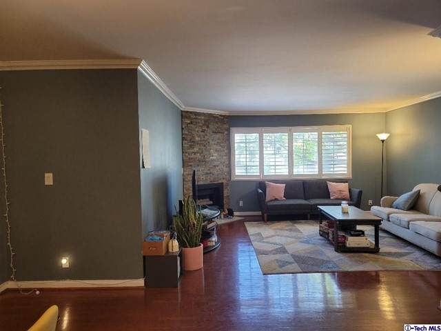 333 Alameda Avenue - Photo 1