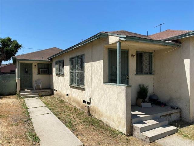 908 152nd Street - Photo 1
