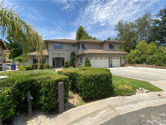32505 Saddle Peak Court - Photo 1