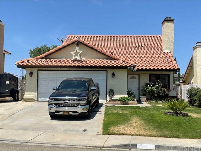 37613 Barrinson Street - Photo 1