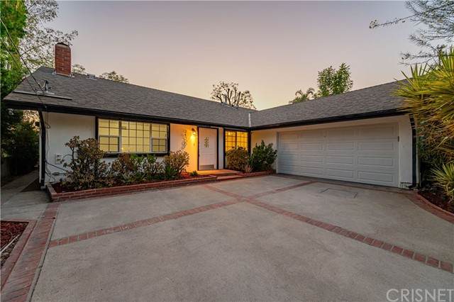 24300 Highlander Road - Photo 1
