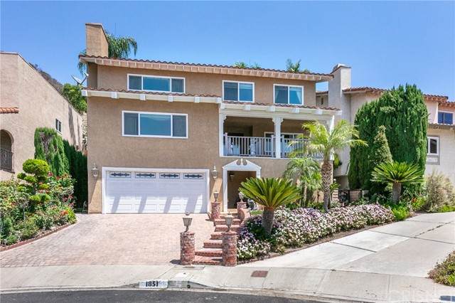 1851 Ayers Way - Photo 1