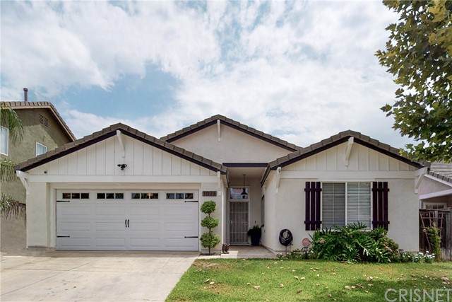1071 Whispering Wood Lane - Photo 1