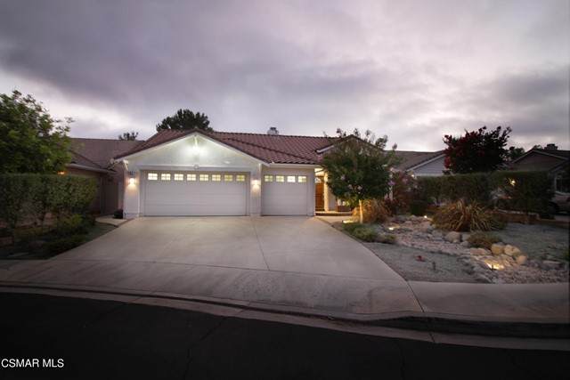 107 Giant Oak Avenue - Photo 1