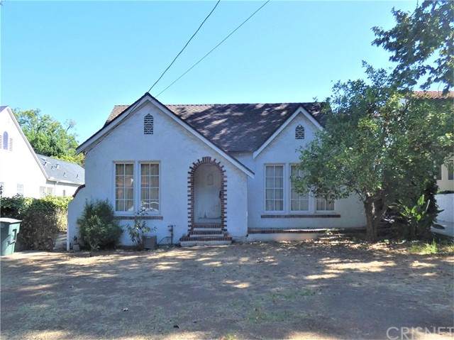 2451 Bywood Drive - Photo 1