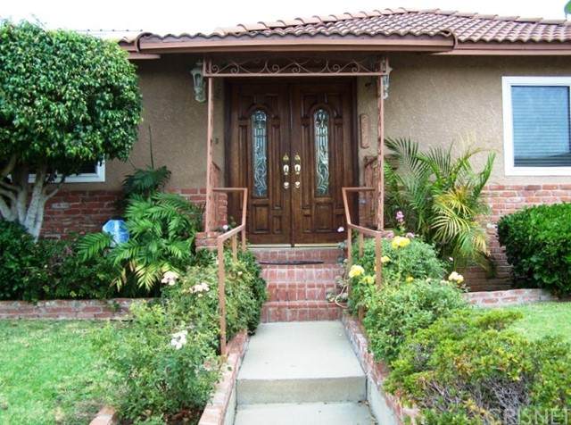 2344 Bleakwood Avenue - Photo 1