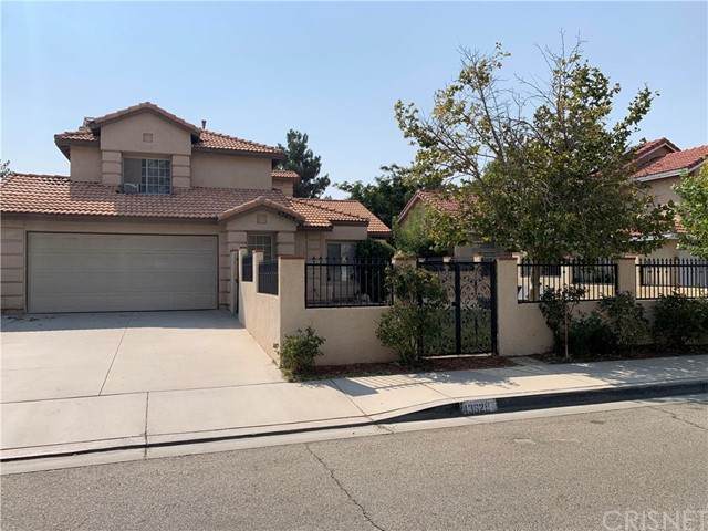 43629 Yaffa Street - Photo 1