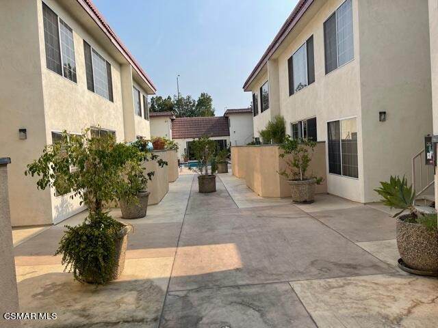 18640 Collins Street - Photo 1