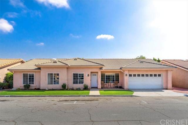 15828 Larkspur Street - Photo 1