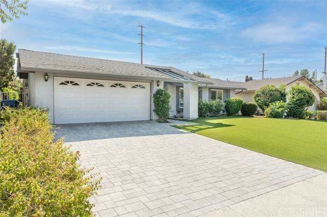 7520 Bobbyboyar Avenue - Photo 1