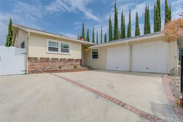 22015 Mulholland Way - Photo 1