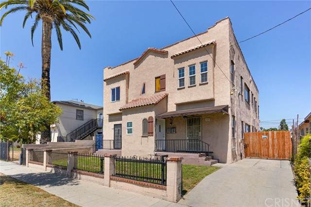 1753 35th Place - Photo 1