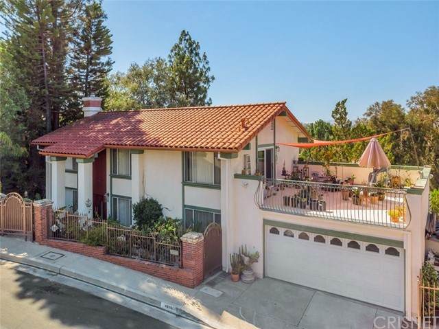4625 Poe Avenue - Photo 1