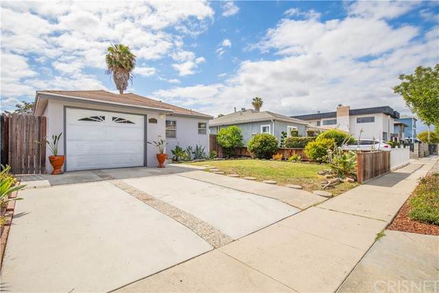 11717 Eucalyptus Avenue - Photo 1