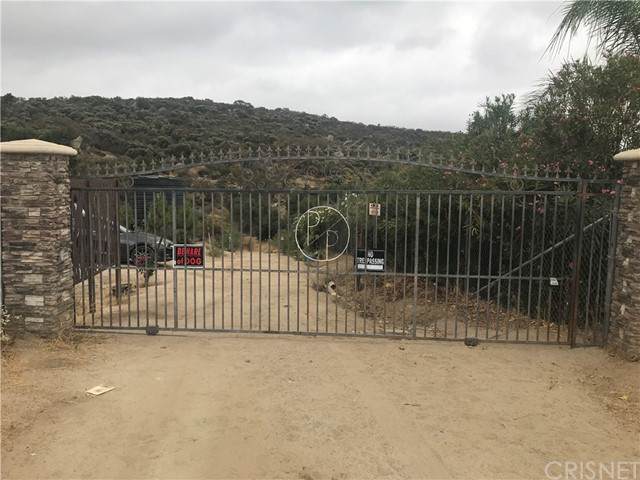 33900 Morris Drive - Photo 1