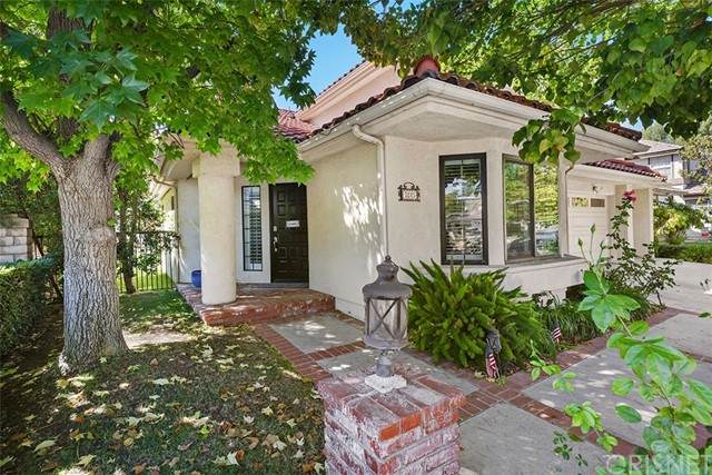 7815 Valley Flores Drive - Photo 1