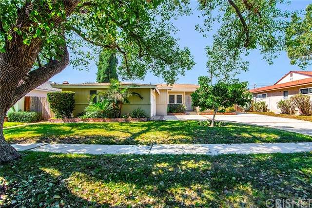 6507 Petit Avenue - Photo 1
