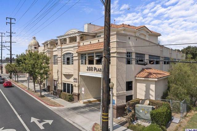 288 San Gabriel Boulevard - Photo 1