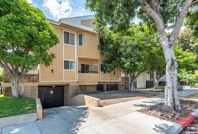 219 Adams Street - Photo 1