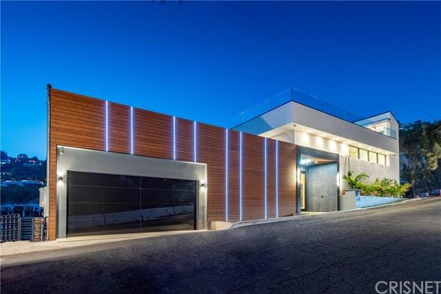 1911 Sunset Plaza Drive - Photo 1