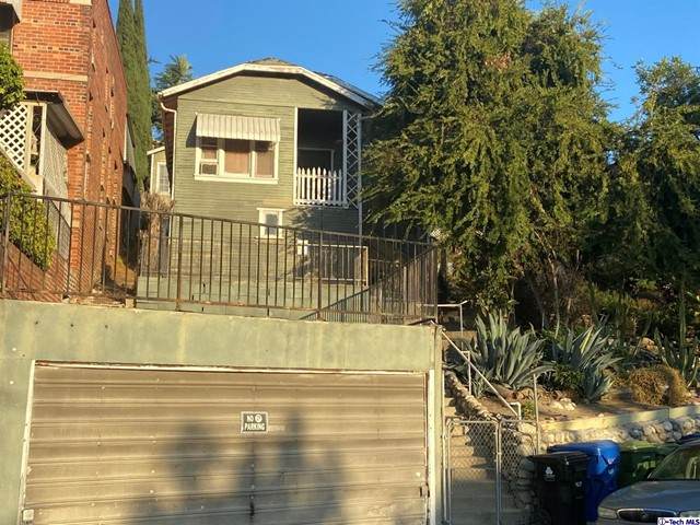 907 Dexter Street - Photo 1