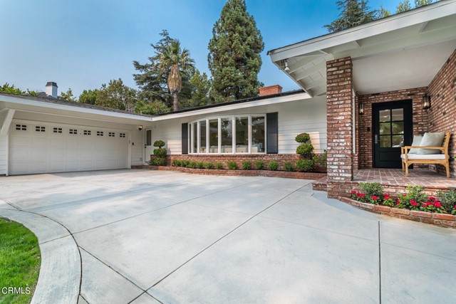 805 Valley Crest Street - Photo 1