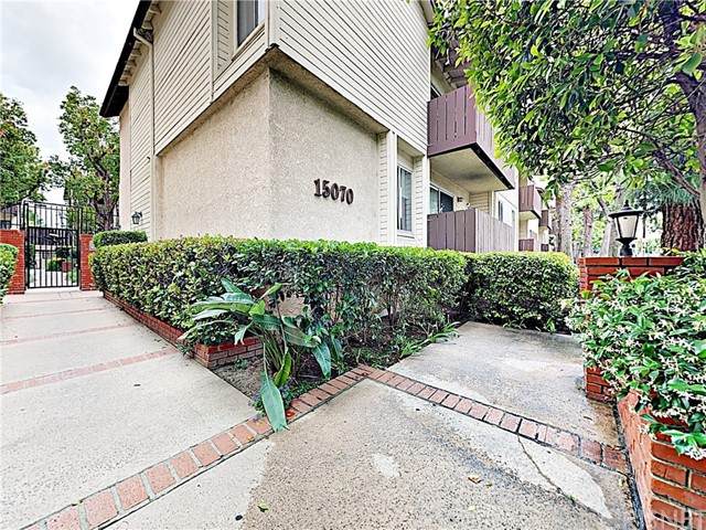 15070 Victory Boulevard - Photo 1