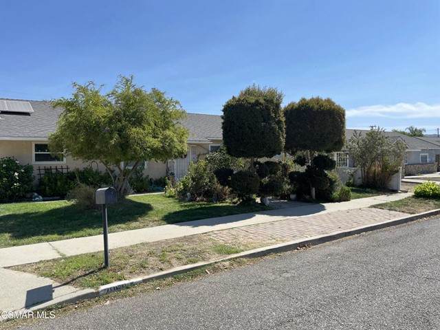 2958 Fairbanks Avenue - Photo 1