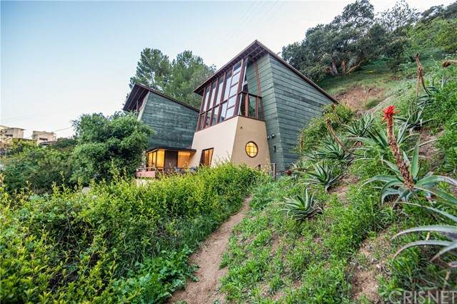 8661 Nash Drive - Photo 1